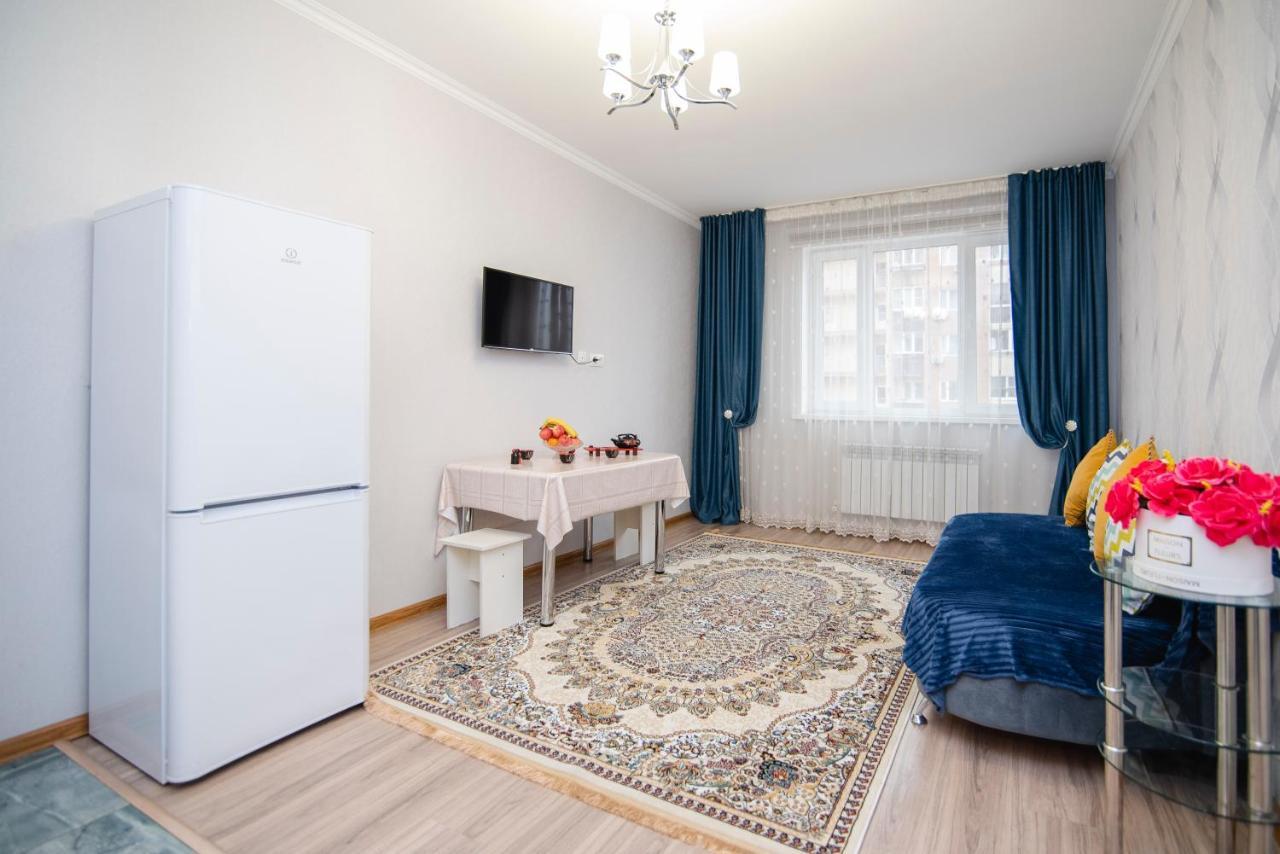 Apartment Zodiak Almaty Exterior photo